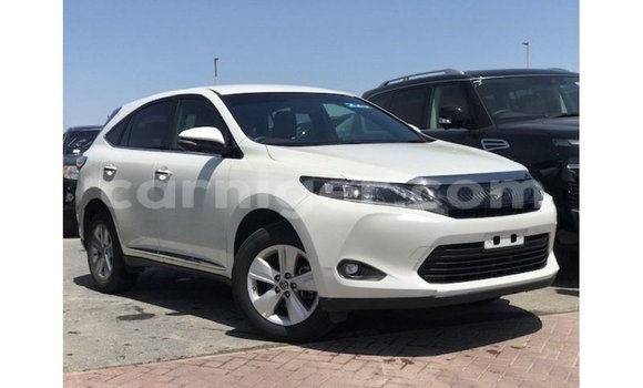 Sayi Imported Toyota Harrier White Mota in Import - Dubai a Agadez Sayi Imported Toyota Harrier White Mota in Import - Dubai a Agadez