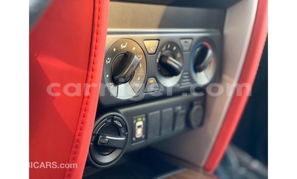 Sayi Imported Toyota Fortuner White Mota in Import - Dubai a Agadez Sayi Imported Toyota Fortuner White Mota in Import - Dubai a Agadez