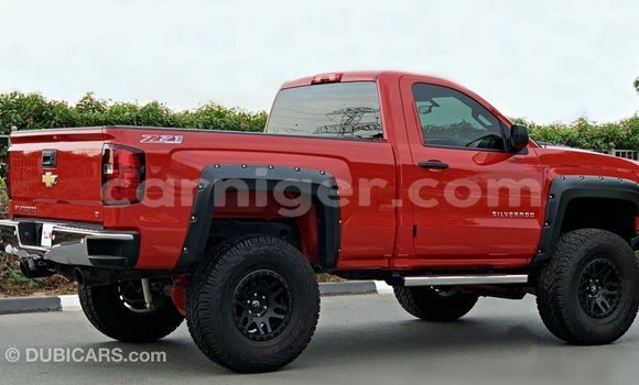 Sayi Imported Chevrolet Silverado Red Mota in Import - Dubai a Agadez Sayi Imported Chevrolet Silverado Red Mota in Import - Dubai a Agadez