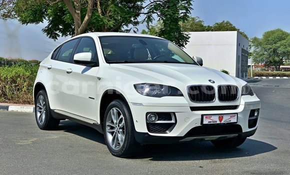 Acheter Import Voiture BMW X6 Blanc à Import - Dubai, Agadez