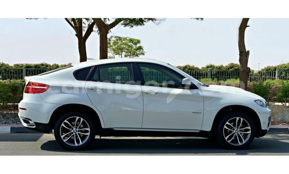 Sayi Imported BMW X6 White Mota in Import - Dubai a Agadez Sayi Imported BMW X6 White Mota in Import - Dubai a Agadez
