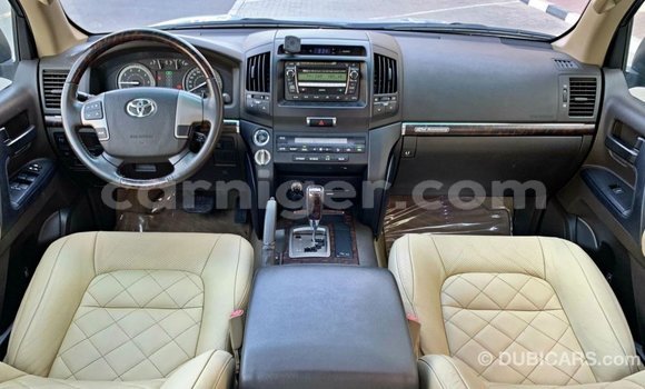 Sayi Imported Toyota Land Cruiser Blue Babbar mota in Import - Dubai a Agadez Sayi Imported Toyota Land Cruiser Blue Babbar mota in Import - Dubai a Agadez