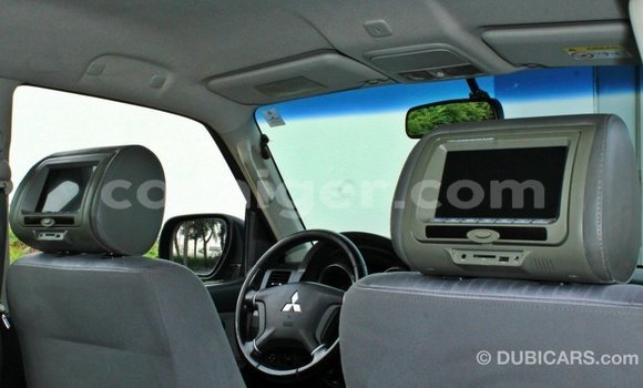 Sayi Imported Mitsubishi Pajero Brown Mota in Import - Dubai a Agadez Sayi Imported Mitsubishi Pajero Brown Mota in Import - Dubai a Agadez