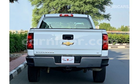 Sayi Imported Chevrolet Silverado White Mota in Import - Dubai a Agadez Sayi Imported Chevrolet Silverado White Mota in Import - Dubai a Agadez