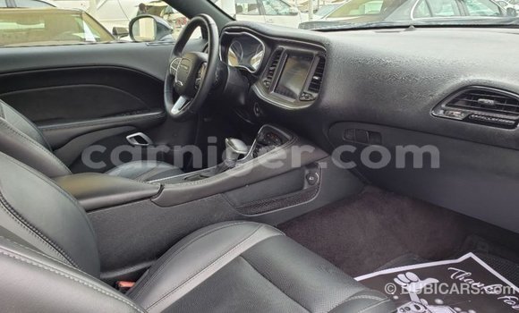 Sayi Imported Dodge Challenger White Mota in Import - Dubai a Agadez Sayi Imported Dodge Challenger White Mota in Import - Dubai a Agadez