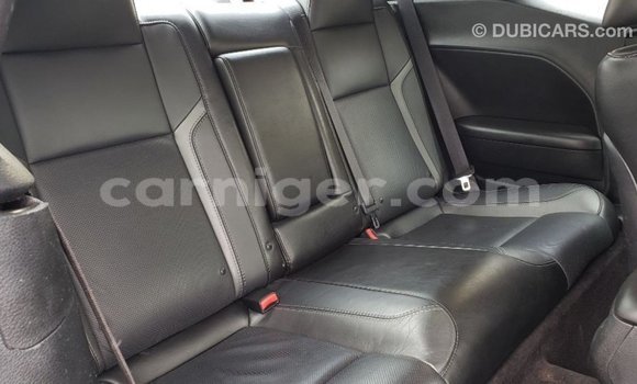 Sayi Imported Dodge Challenger White Mota in Import - Dubai a Agadez Sayi Imported Dodge Challenger White Mota in Import - Dubai a Agadez