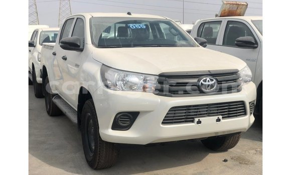 Acheter Import Voiture Toyota Hilux Blanc à Import - Dubai, Agadez