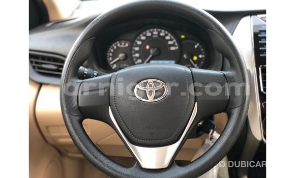 Acheter Import Utilitaire Toyota DA Blanc à Import - Dubai, Agadez Acheter Import Utilitaire Toyota DA Blanc à Import - Dubai, Agadez