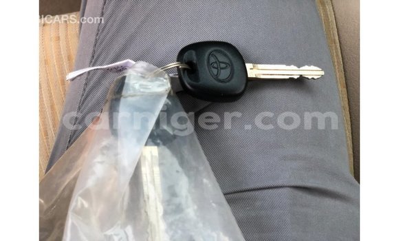 Acheter Import Utilitaire Toyota DA Blanc à Import - Dubai, Agadez Acheter Import Utilitaire Toyota DA Blanc à Import - Dubai, Agadez