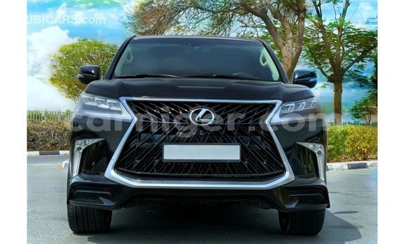 Sayi Imported Lexus LX Black Mota in Import - Dubai a Agadez Sayi Imported Lexus LX Black Mota in Import - Dubai a Agadez