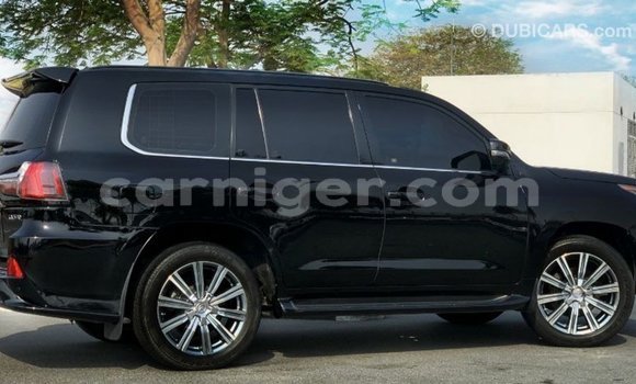 Sayi Imported Lexus LX Black Mota in Import - Dubai a Agadez Sayi Imported Lexus LX Black Mota in Import - Dubai a Agadez