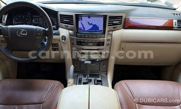 Sayi Imported Lexus LX Black Mota in Import - Dubai a Agadez Sayi Imported Lexus LX Black Mota in Import - Dubai a Agadez