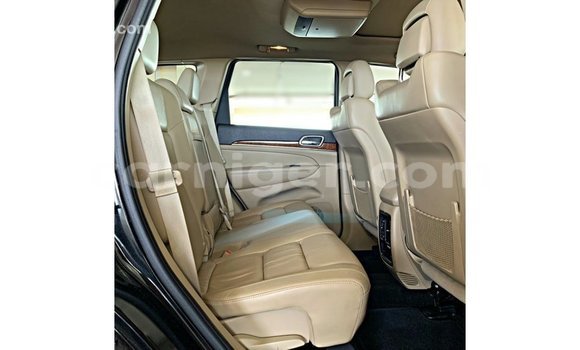 Sayi Imported Jeep Grand Cherokee Black Mota in Import - Dubai a Agadez Sayi Imported Jeep Grand Cherokee Black Mota in Import - Dubai a Agadez
