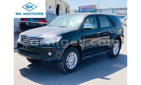 Acheter Import Voiture Toyota Fortuner Noir à Import - Dubai, Agadez