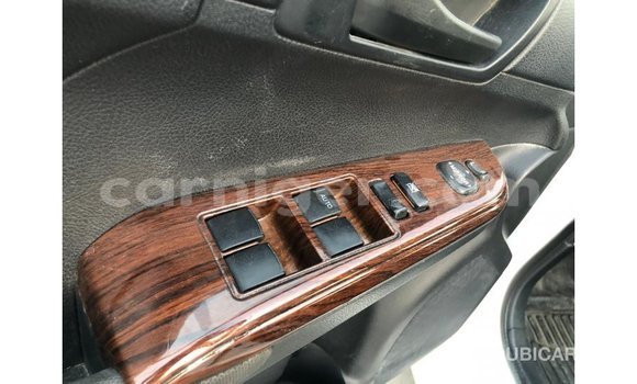 Sayi Imported Toyota Camry White Mota in Import - Dubai a Agadez Sayi Imported Toyota Camry White Mota in Import - Dubai a Agadez