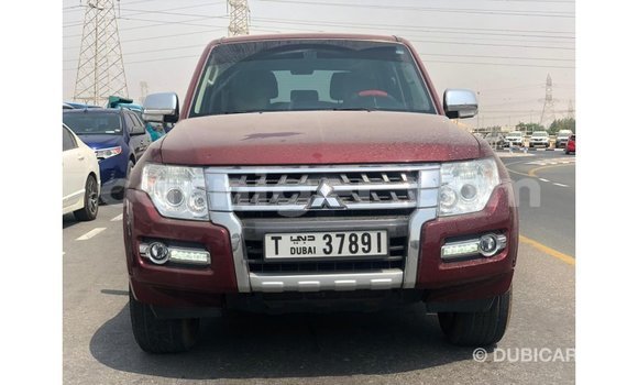 Sayi Imported Mitsubishi Pajero Red Mota in Import - Dubai a Agadez Sayi Imported Mitsubishi Pajero Red Mota in Import - Dubai a Agadez