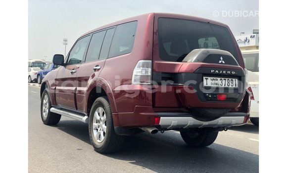 Sayi Imported Mitsubishi Pajero Red Mota in Import - Dubai a Agadez Sayi Imported Mitsubishi Pajero Red Mota in Import - Dubai a Agadez