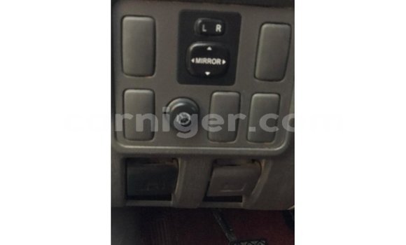 Sayi Imported Toyota Hilux White Mota in Import - Dubai a Agadez Sayi Imported Toyota Hilux White Mota in Import - Dubai a Agadez