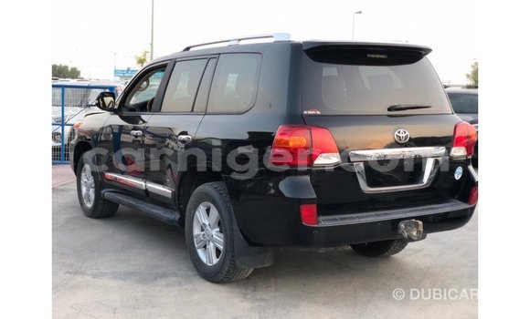 Buy Import Toyota Land Cruiser Black Truck in Import - Dubai in Agadez Buy Import Toyota Land Cruiser Black Truck in Import - Dubai in Agadez