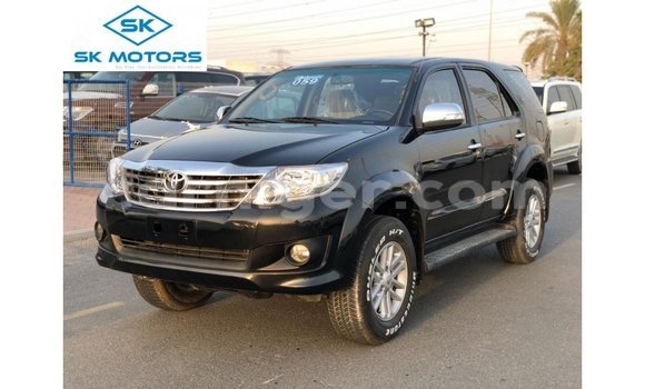 Acheter Import Voiture Toyota Fortuner Noir à Import - Dubai, Agadez