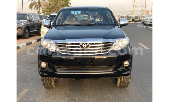 Sayi Imported Toyota Fortuner Black Mota in Import - Dubai a Agadez Sayi Imported Toyota Fortuner Black Mota in Import - Dubai a Agadez
