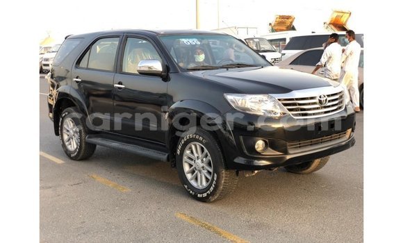 Sayi Imported Toyota Fortuner Black Mota in Import - Dubai a Agadez Sayi Imported Toyota Fortuner Black Mota in Import - Dubai a Agadez