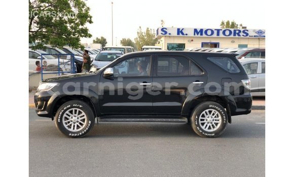 Sayi Imported Toyota Fortuner Black Mota in Import - Dubai a Agadez Sayi Imported Toyota Fortuner Black Mota in Import - Dubai a Agadez