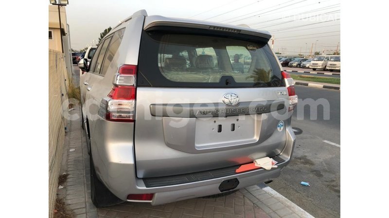 Big with watermark toyota prado agadez import dubai 7005