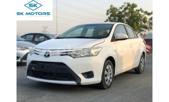 Buy Import Toyota Yaris White Car in Import - Dubai in Agadez