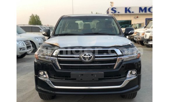 Sayi Imported Toyota Land Cruiser Black Babbar mota in Import - Dubai a Agadez Sayi Imported Toyota Land Cruiser Black Babbar mota in Import - Dubai a Agadez