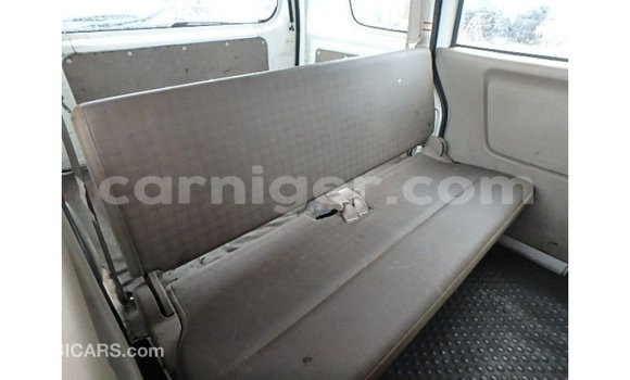 Acheter Import Utilitaire Suzuki Every Blanc à Import - Dubai, Agadez Acheter Import Utilitaire Suzuki Every Blanc à Import - Dubai, Agadez