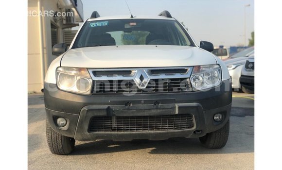 Sayi Imported Renault Duster White Mota in Import - Dubai a Agadez Sayi Imported Renault Duster White Mota in Import - Dubai a Agadez