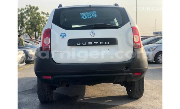 Sayi Imported Renault Duster White Mota in Import - Dubai a Agadez Sayi Imported Renault Duster White Mota in Import - Dubai a Agadez