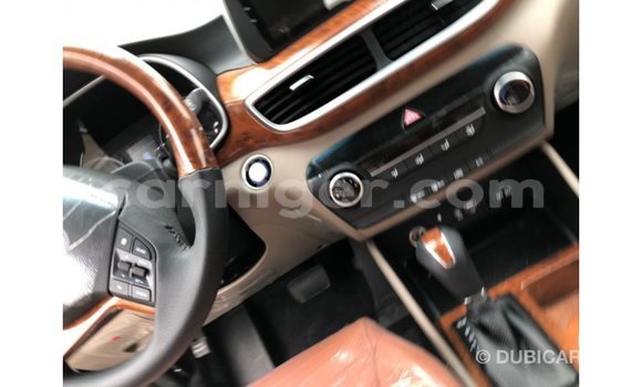Buy Import Hyundai Tucson White Car in Import - Dubai in Agadez Buy Import Hyundai Tucson White Car in Import - Dubai in Agadez