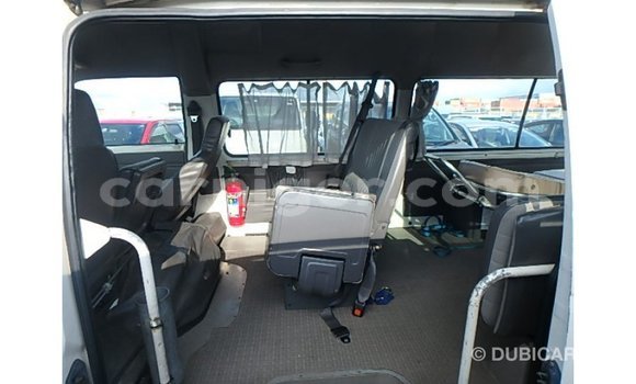 Buy Import Nissan Caravan White Car in Import - Dubai in Agadez Buy Import Nissan Caravan White Car in Import - Dubai in Agadez