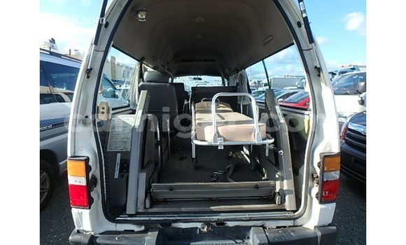 Buy Import Nissan Caravan White Car in Import - Dubai in Agadez Buy Import Nissan Caravan White Car in Import - Dubai in Agadez