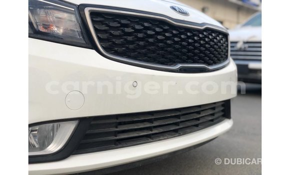 اشتري Imported Kia Cerato White سيارة في Import - Dubai في أغاديز اشتري Imported Kia Cerato White سيارة في Import - Dubai في أغاديز