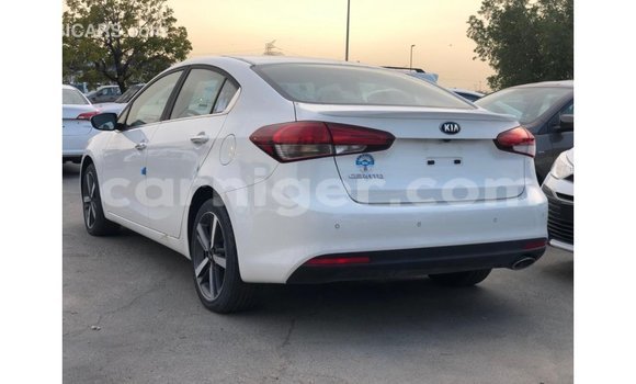اشتري Imported Kia Cerato White سيارة في Import - Dubai في أغاديز اشتري Imported Kia Cerato White سيارة في Import - Dubai في أغاديز