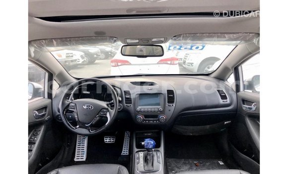 اشتري Imported Kia Cerato White سيارة في Import - Dubai في أغاديز اشتري Imported Kia Cerato White سيارة في Import - Dubai في أغاديز