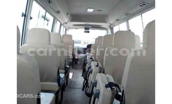اشتري Imported Toyota Coaster White سيارة في Import - Dubai في أغاديز اشتري Imported Toyota Coaster White سيارة في Import - Dubai في أغاديز