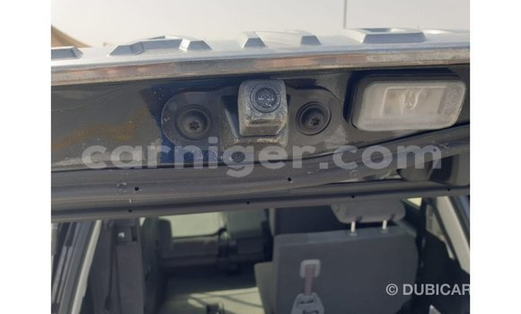 Buy Import Toyota Land Cruiser Black Truck in Import - Dubai in Agadez Buy Import Toyota Land Cruiser Black Truck in Import - Dubai in Agadez