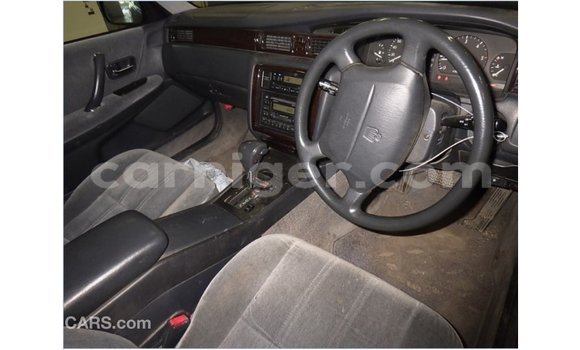 اشتري Imported Toyota Crown Blue سيارة في Import - Dubai في أغاديز اشتري Imported Toyota Crown Blue سيارة في Import - Dubai في أغاديز