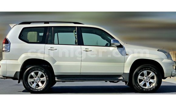 اشتري Imported Toyota Prado White سيارة في Import - Dubai في أغاديز اشتري Imported Toyota Prado White سيارة في Import - Dubai في أغاديز