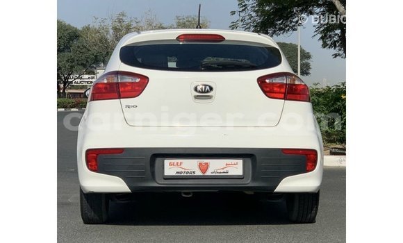 اشتري Imported Kia Rio White سيارة في Import - Dubai في أغاديز اشتري Imported Kia Rio White سيارة في Import - Dubai في أغاديز