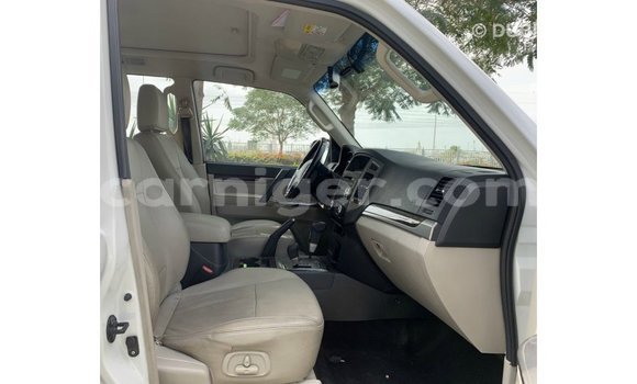 اشتري Imported Mitsubishi Pajero White سيارة في Import - Dubai في أغاديز اشتري Imported Mitsubishi Pajero White سيارة في Import - Dubai في أغاديز