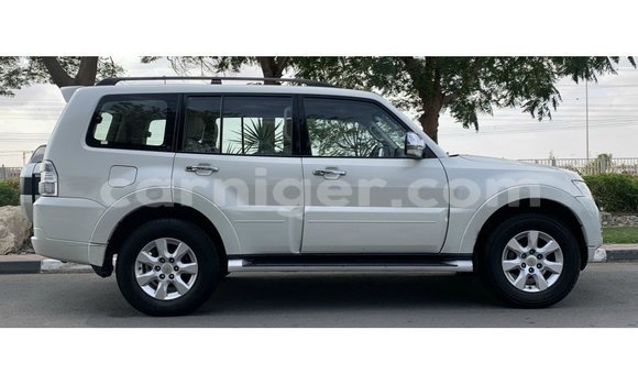 اشتري Imported Mitsubishi Pajero White سيارة في Import - Dubai في أغاديز اشتري Imported Mitsubishi Pajero White سيارة في Import - Dubai في أغاديز