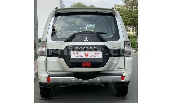اشتري Imported Mitsubishi Pajero White سيارة في Import - Dubai في أغاديز اشتري Imported Mitsubishi Pajero White سيارة في Import - Dubai في أغاديز