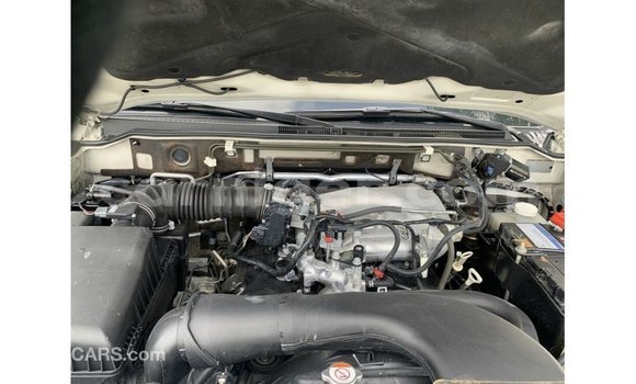 اشتري Imported Mitsubishi Pajero White سيارة في Import - Dubai في أغاديز اشتري Imported Mitsubishi Pajero White سيارة في Import - Dubai في أغاديز