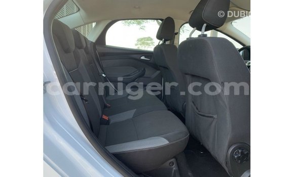 Sayi Imported Ford Focus White Mota in Import - Dubai a Agadez Sayi Imported Ford Focus White Mota in Import - Dubai a Agadez