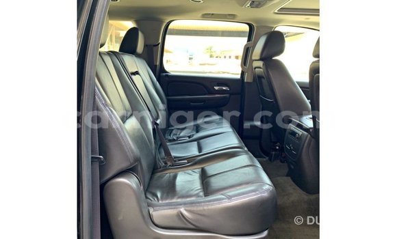 Sayi Imported Chevrolet Suburban Black Mota in Import - Dubai a Agadez Sayi Imported Chevrolet Suburban Black Mota in Import - Dubai a Agadez